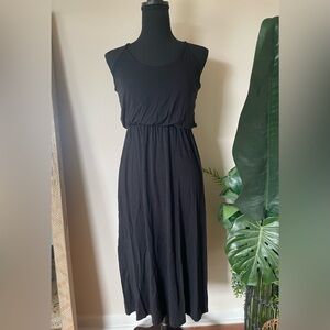 Olivia Rae Black Sleeveless Maxi Dress